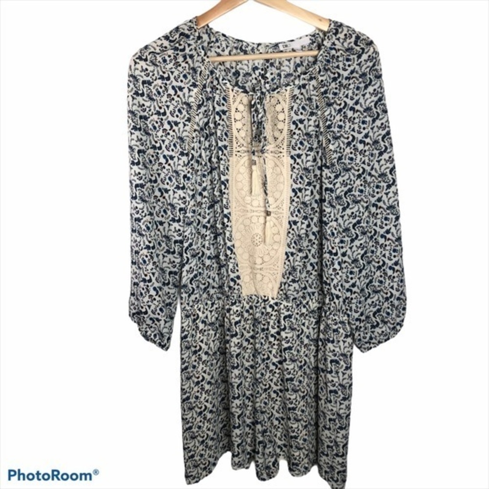DR2 long sleeves short romper, EUC